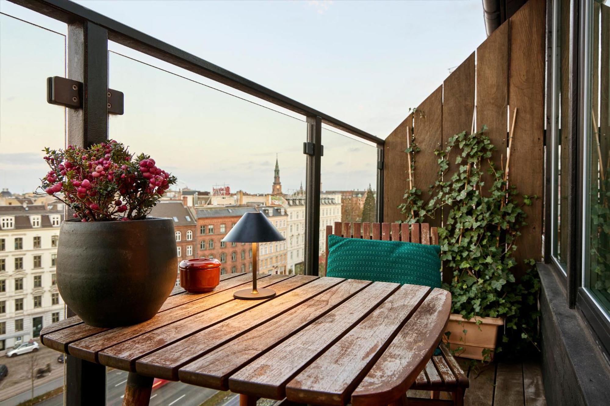 Manon Les Suites Guldsmeden Copenhaga Exterior foto A balcony
