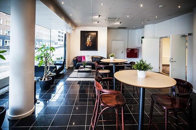 Manon Les Suites Guldsmeden Copenhaga Exterior foto The lounge at the airport
